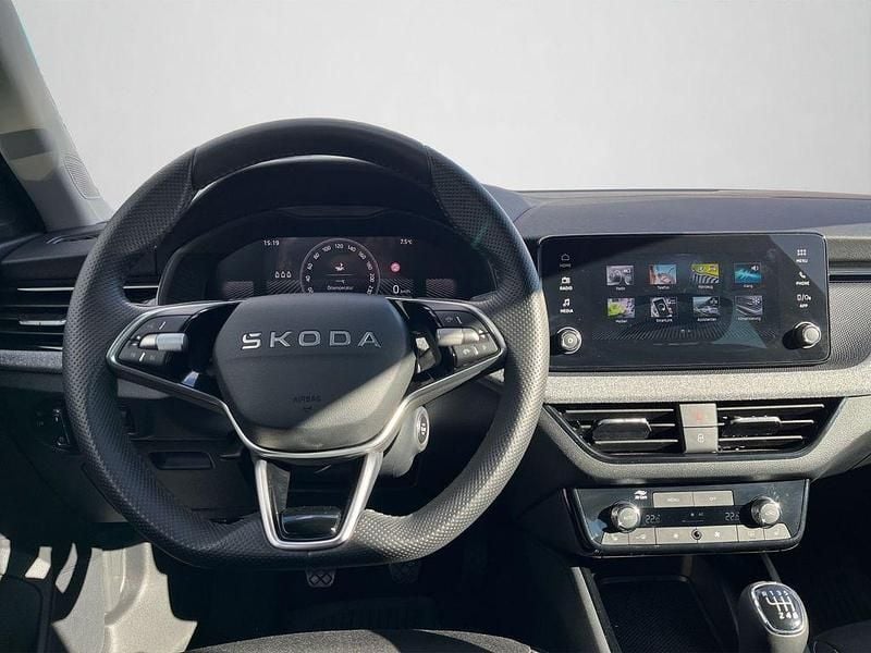 Gebraucht Skoda Kamiq Selection 116 PS (85 kW) 2025 Raceblau metallic (metallic) SUV