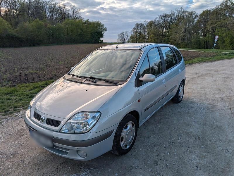 Używany Renault Scénic 107 KM (78 kW) 2001 Szary Minivan