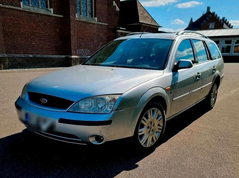 Gebraucht Ford Mondeo 170 PS (125 kW) 2001 Silber Kombi