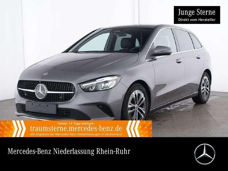 Mountain grau Gebraucht 2024 Mercedes B180 Progressive Van / Kleinbus | 29.990 € (Guter Preis) - Bild 1/3