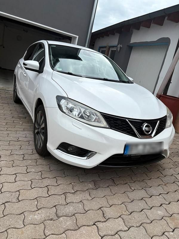 Weiß Gebraucht 2014 Nissan Pulsar Kleinwagen | 9.500 € (Fairer Preis) - Bild 1/4