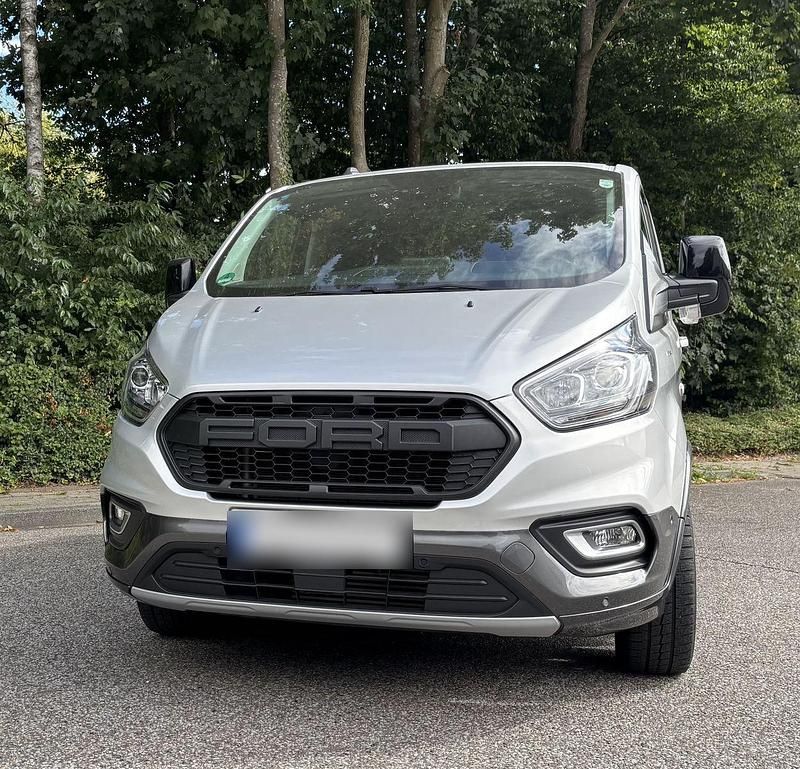 Gebraucht Ford Tourneo Active 150 PS (110 kW) 2023 Grau Van / Kleinbus