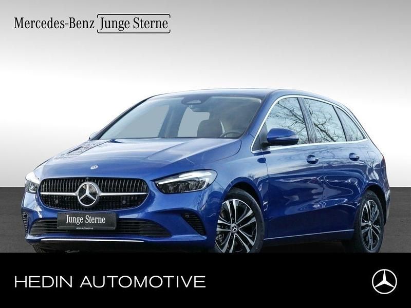 Blau Gebraucht 2024 Mercedes B200 Progressive Van / Kleinbus | 31.890 € (Fairer Preis) - Bild 1/4