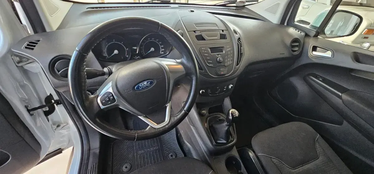 Gebraucht Ford Courier 75 PS (55 kW) 2016 Van / Kleinbus