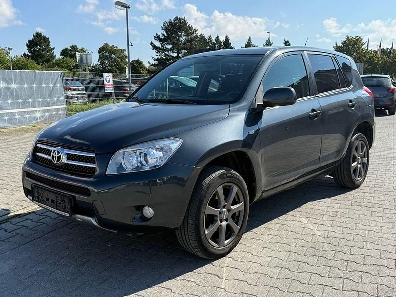 Grau Gebraucht 2007 Toyota RAV4 Sport SUV | 4.950 € (Fairer Preis) - Bild 1/4