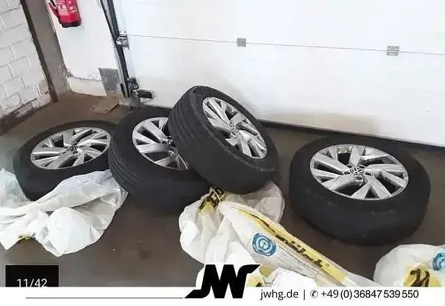 Usado VW Tiguan Allspace 200 HP (147 kW) 2023 Preto SUV