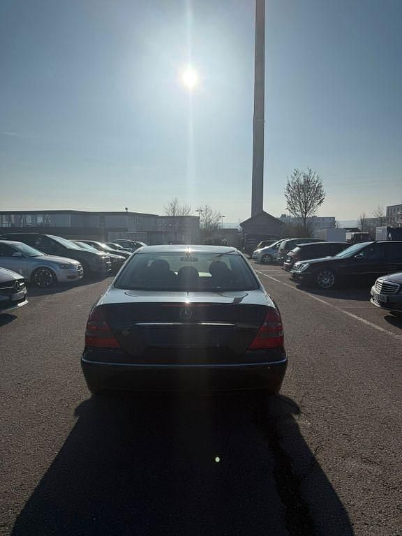 Brugt Mercedes E220 Elegance 150 HK (110 kW) 2003 Sort Sedan