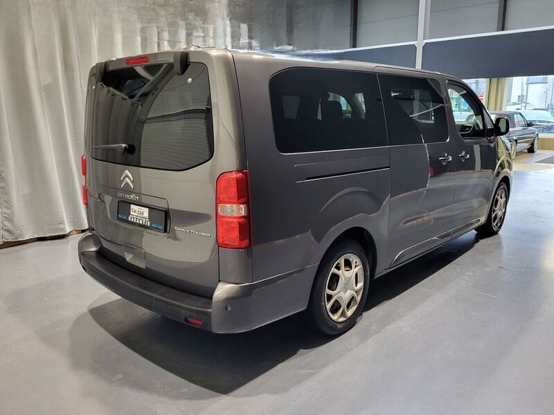 Gebraucht Citroën Spacetourer Feel 179 PS (131 kW) 2018 Platiniumgrau Van / Kleinbus