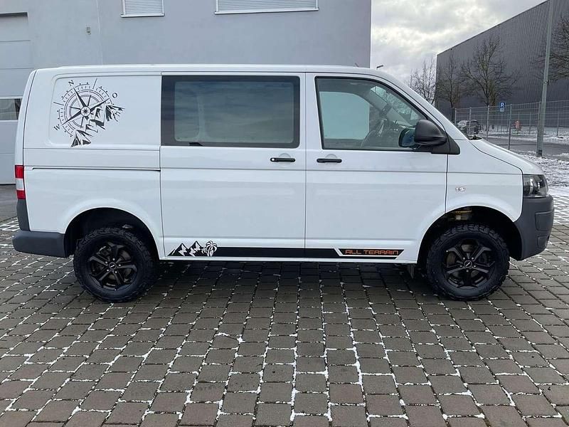Gebraucht VW T5 Terrain Tech 140 PS (102 kW) 2013 Candyweiss Van