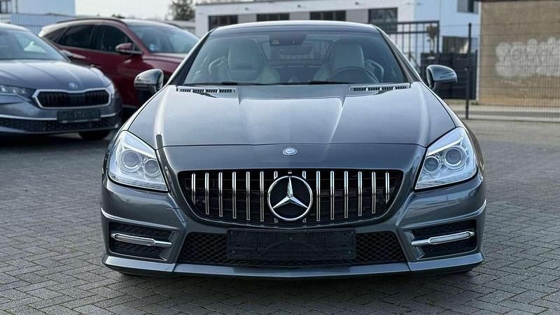 Gebraucht Mercedes SLK300 245 PS (180 kW) 2016 Selenitgrau  metalliclack Cabrio