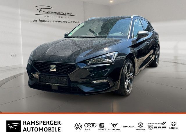 Schwarz (midnight schwarz metallic) Gebraucht 2021 Seat Leon ST FR Kombi | 18.930 € (Fairer Preis) - Bild 1/4