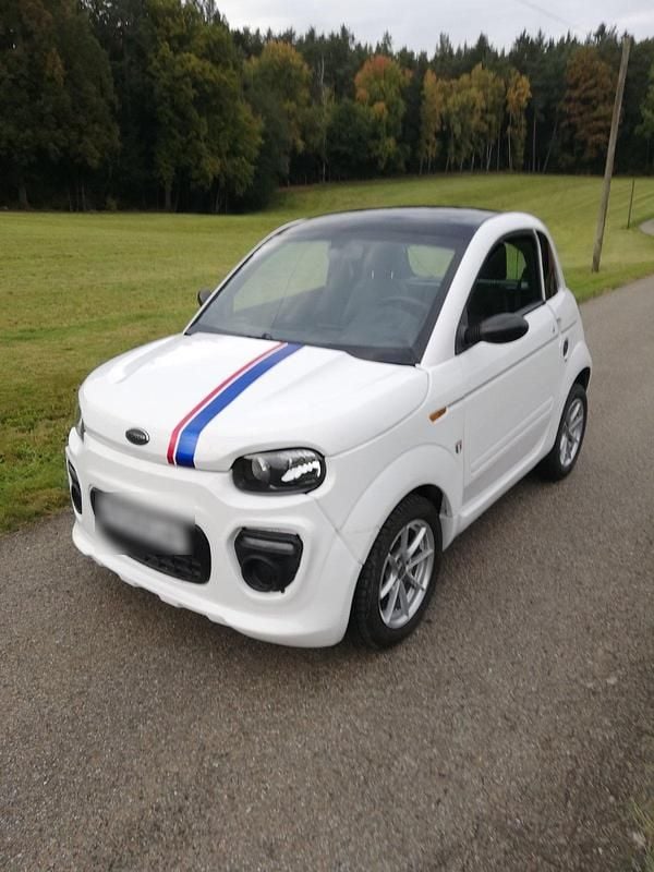 Weiß Gebraucht 2022 Microcar Dué Kleinwagen | 8.300 € - Bild 1/4