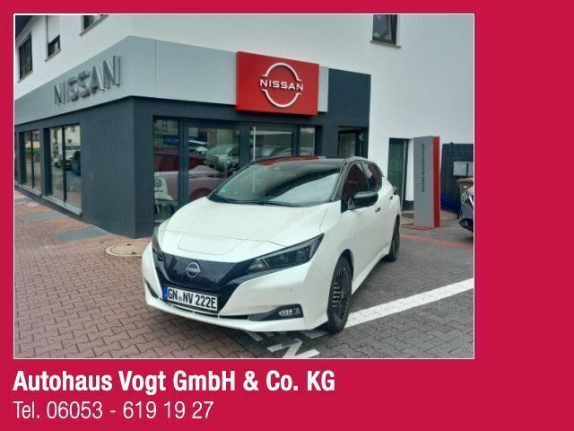 Weiß Gebraucht 2023 Nissan Leaf 360º Kleinwagen | 24.690 € (Teuer) - Bild 1/4