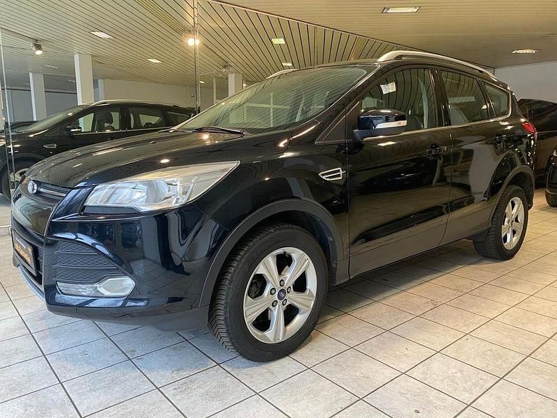Schwarz Gebraucht 2014 Ford Kuga Trend SUV | 8.450 € (Guter Preis) - Bild 1/4
