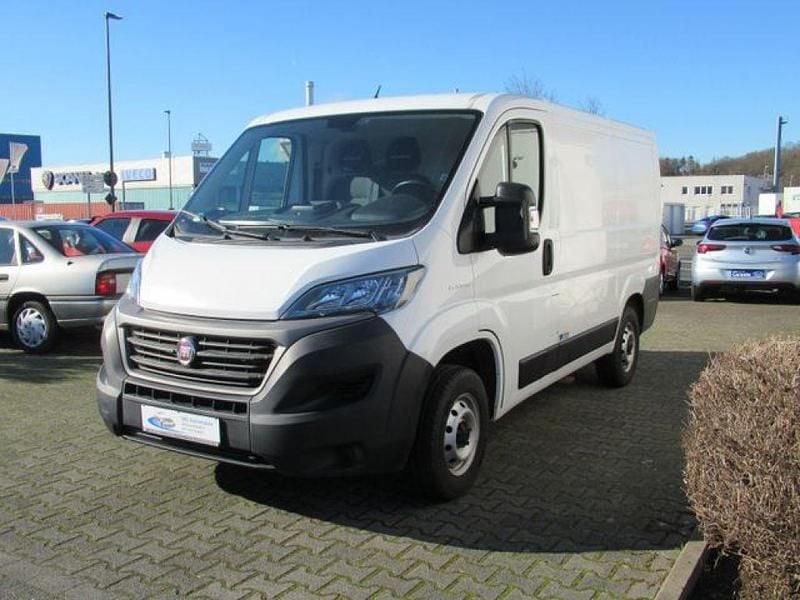Gebraucht Fiat Ducato 140 PS (102 kW) 2021 Weiss Van