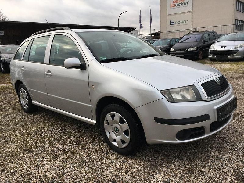 Silber Gebraucht 2007 Skoda Fabia Cool Edition Kombi | 2.399 € (Fairer Preis) - Bild 1/4