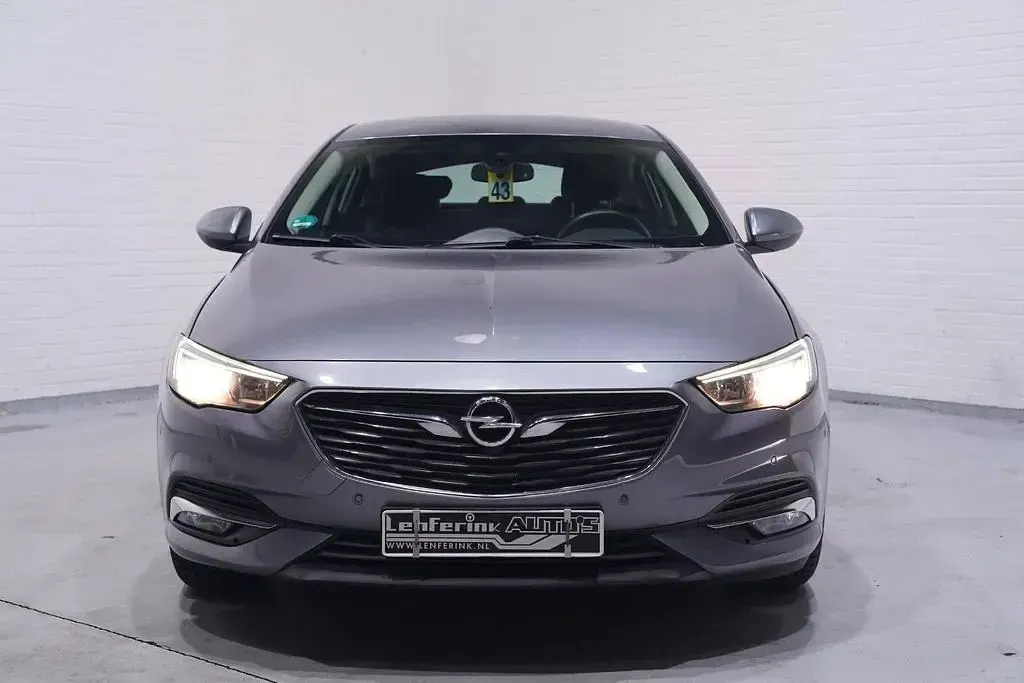 Gebraucht Opel Insignia Business 136 PS (100 kW) 2020 Grau Limousine