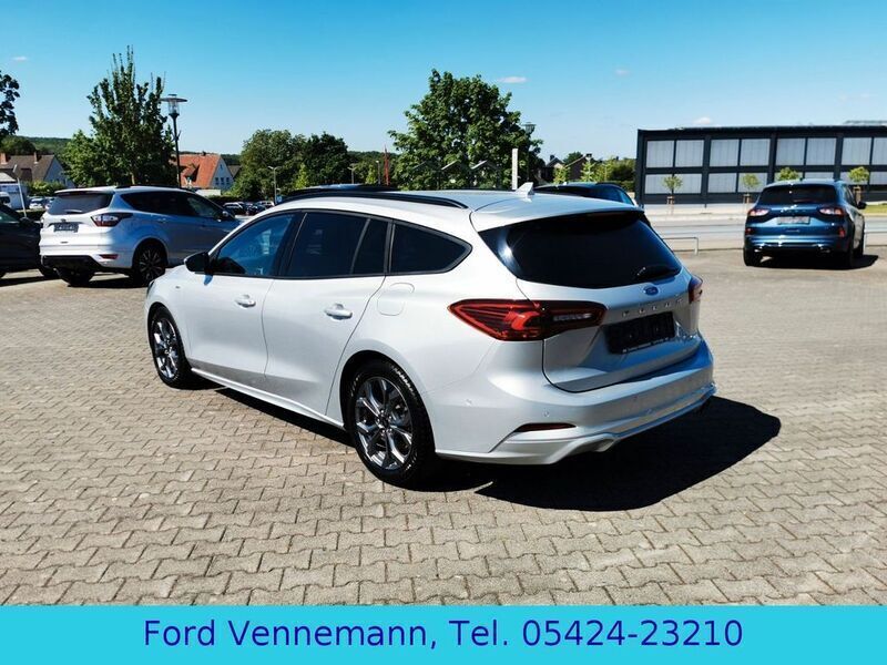 Usata Ford Focus ST-Line 116 CV (85 kW) 2024 Argento Station wagon