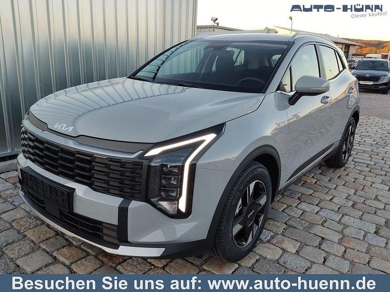 Lunarsilber metallic Neu 2025 Kia Sportage Urban SUV | 28.990 € (Superpreis) - Bild 1/4