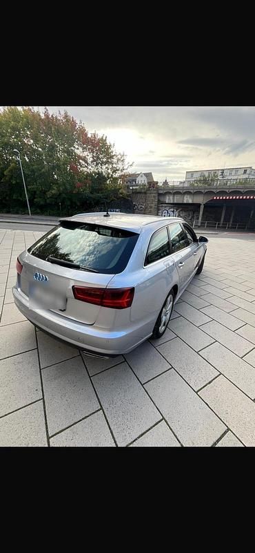 Gebraucht Audi A6 190 PS (139 kW) 2015 Grau Kombi