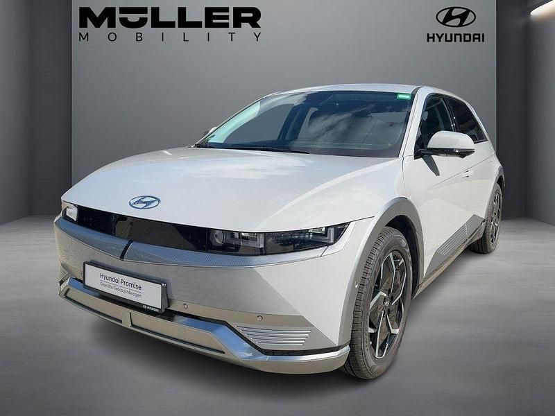 Grau Gebraucht 2024 Hyundai Ioniq 6 Limousine | 38.444 € (Guter Preis) - Bild 1/4