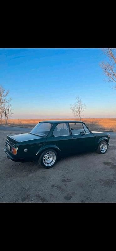 Grün Gebraucht 1973 BMW 2002 Limousine | 18.000 € - Bild 1/4