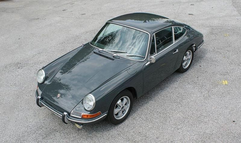 Grau Gebraucht 1968 Porsche 911 Coupé | 99.000 € - Bild 1/4
