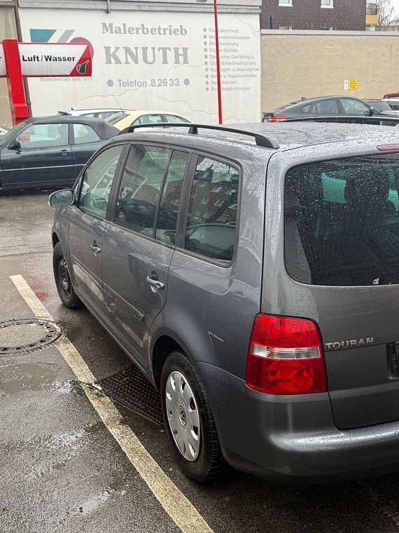 Gebraucht VW Touran Highline 116 PS (85 kW) 2005 Grau Van / Kleinbus