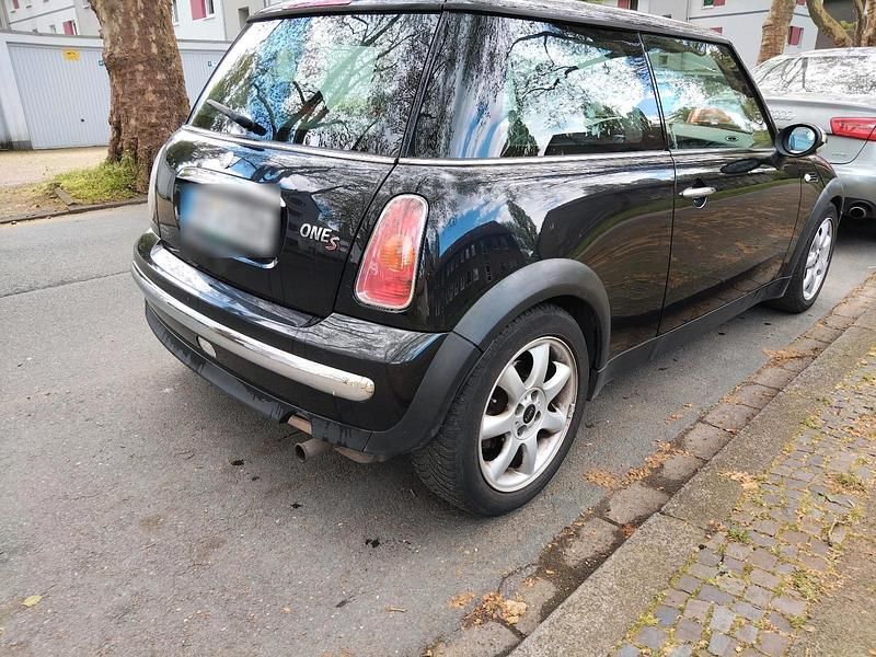 Usata Mini Cooper 105 CV (77 kW) 2003 Nero Utilitaria
