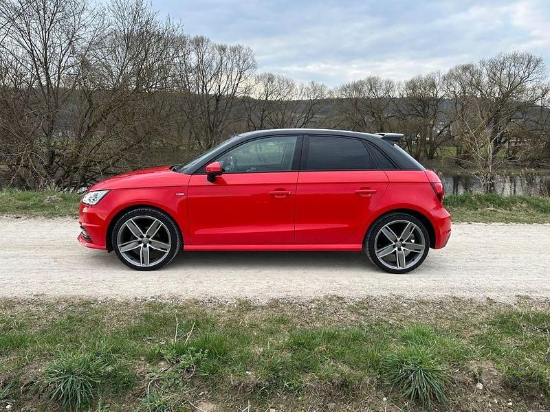 Gebraucht Audi A1 S-Line 90 PS (66 kW) 2017 Rot Kleinwagen