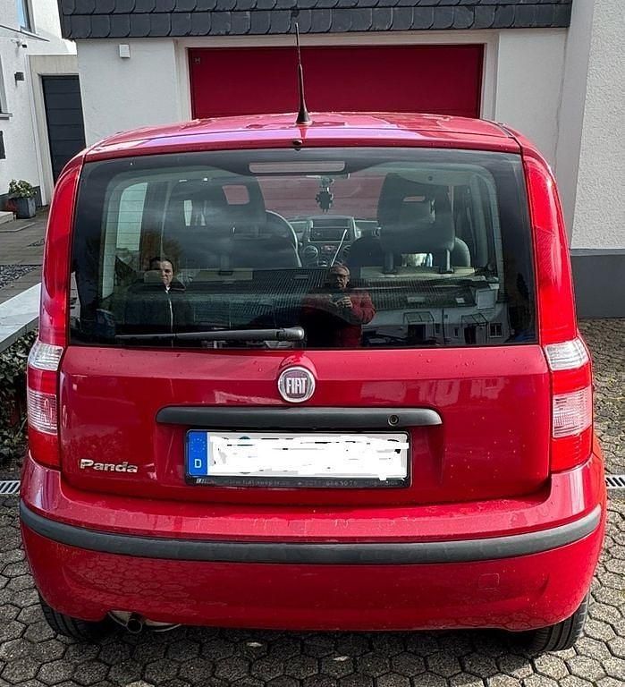 Gebraucht Fiat Panda 60 PS (44 kW) 2009 Rot Kleinwagen