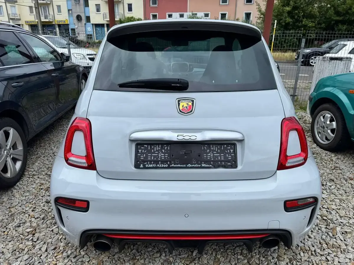 Gebraucht Abarth 595 Basis 145 PS (106 kW) 2018 Campovolo grau Kleinwagen