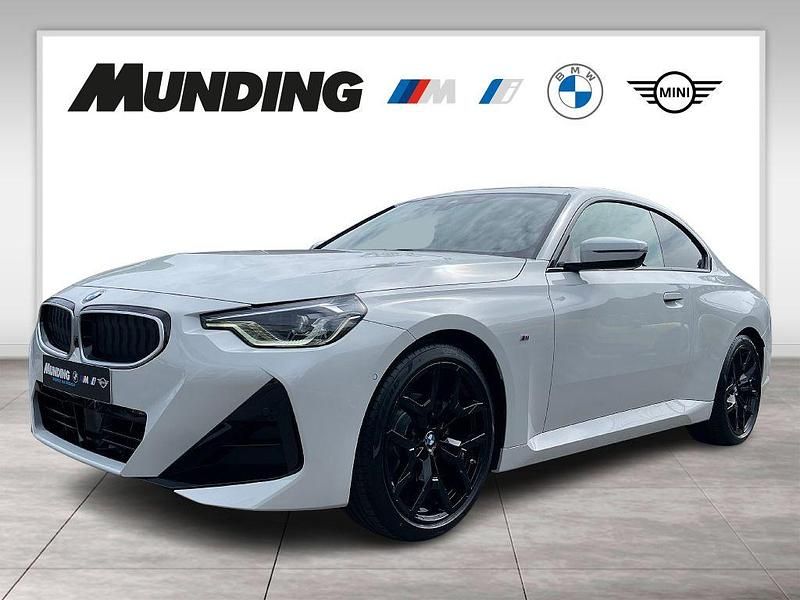 Weiß Neu 2025 BMW 218 M Sport Coupé | 41.595 € (Teuer) - Bild 1/4