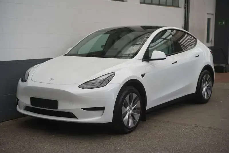 Gebraucht Tesla Model Y Standard Range 219 kW (299 PS) 2023 Weiß SUV