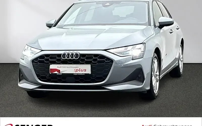 Usado Audi A3 Sport 150 HP (110 kW) 2025 Sedan