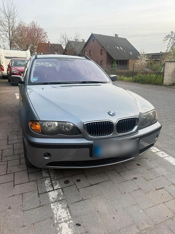 Gebraucht BMW 325 197 PS (144 kW) 2003 Silber Kombi
