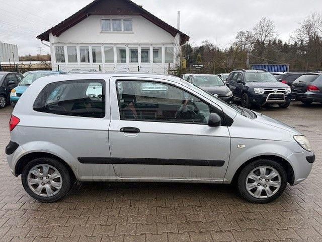 Gebraucht Hyundai Getz Basis 67 PS (49 kW) 2006 Silber Kleinwagen