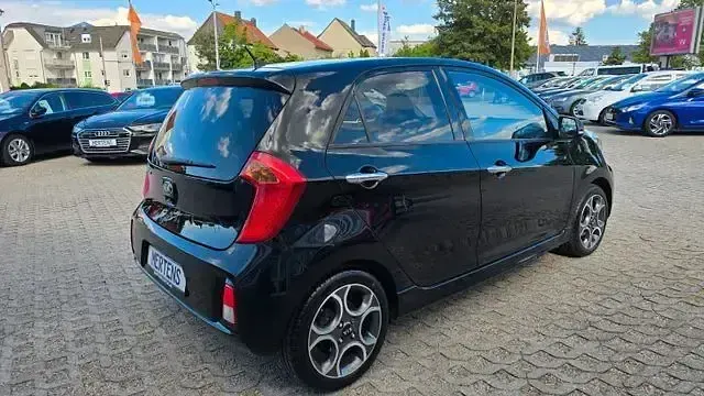 Gebraucht Kia Picanto Spirit 86 PS (63 kW) 2015 Schwarz Kleinwagen