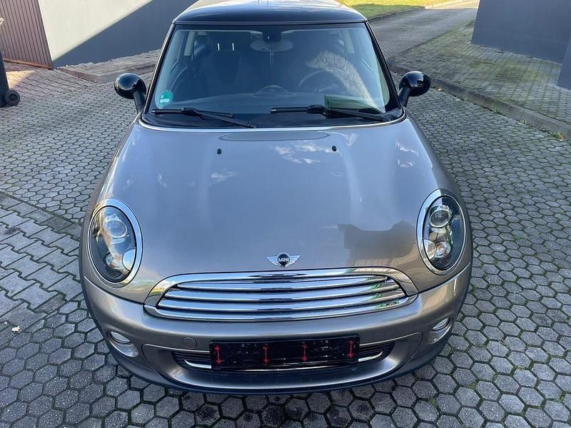 Gebraucht Mini Cooper 122 PS (89 kW) 2011 Braun Kleinwagen