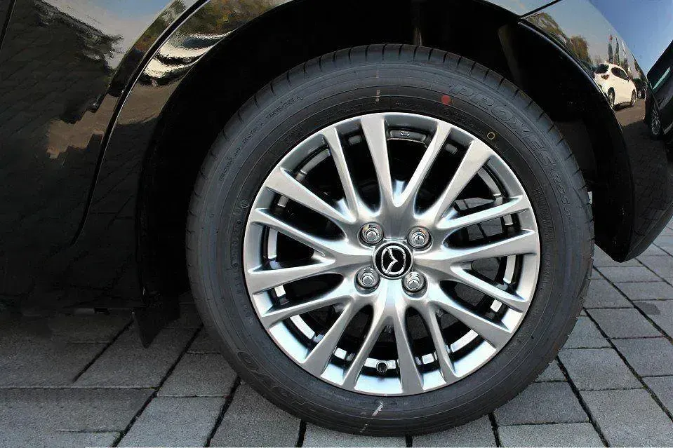 Gebraucht Mazda 2 Sky 90 PS (66 kW) 2021 Schwarz Kleinwagen