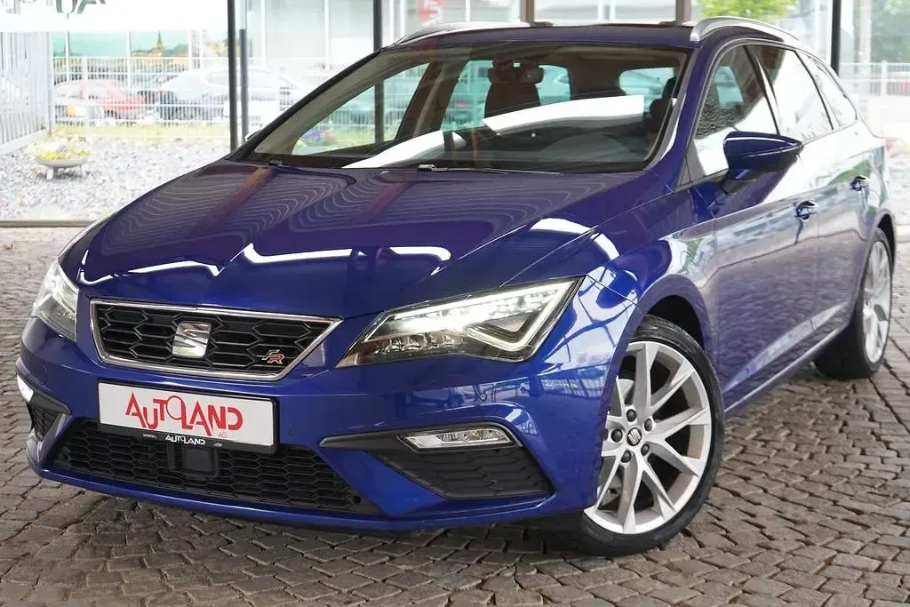 Używany Seat Leon ST FR 150 KM (110 kW) 2019 Niebieski Kombi
