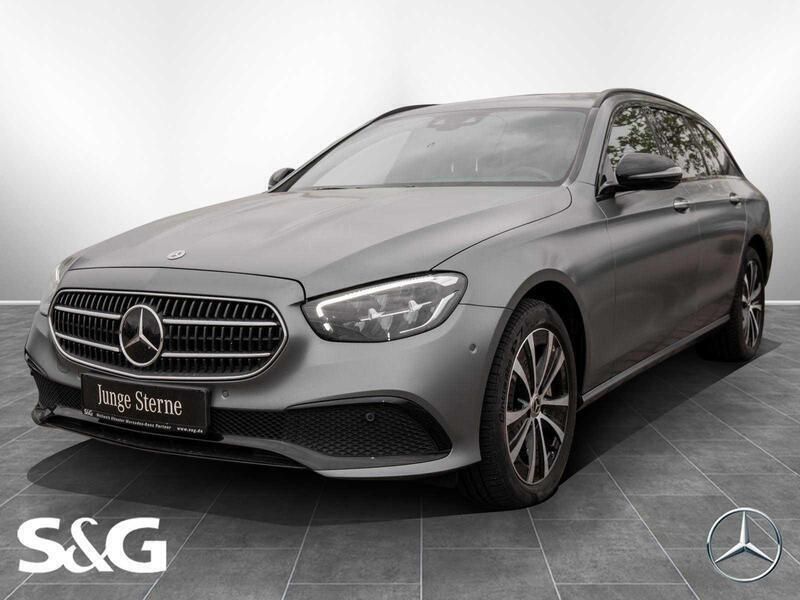 Manufaktur lack manufaktur selen Gebraucht 2022 Mercedes E300 Night Kombi | 38.477 € (Etwas zu teuer) - Bild 1/4