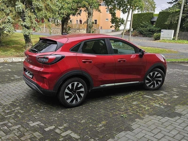 Gebraucht Ford Puma Titanium 125 PS (91 kW) 2024 Rot SUV