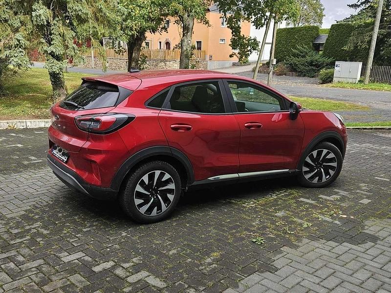 Rot Gebraucht 2024 Ford Puma Titanium SUV | 23.900 € (Guter Preis) - Bild 1/4