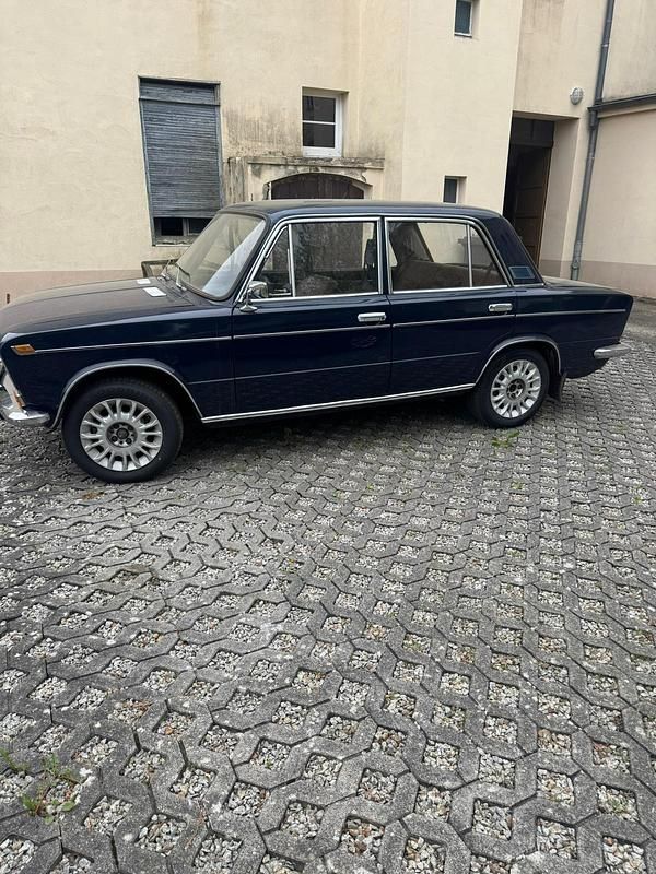 Gebraucht Lada 2103 75 PS (55 kW) 1980 Blau Limousine