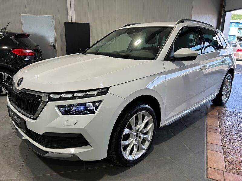 Weiß Gebraucht 2020 Skoda Kamiq SUV | 17.990 € (Guter Preis) - Bild 1/4