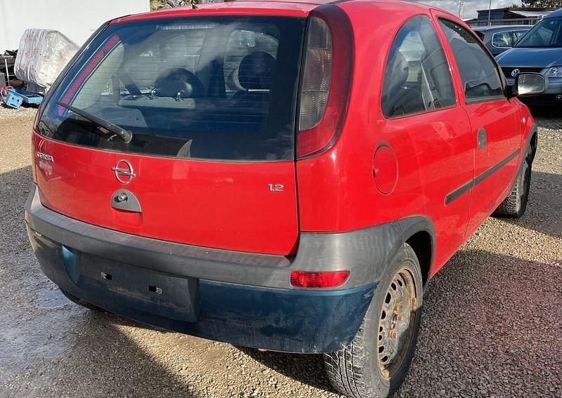 Gebraucht Opel Corsa 75 PS (55 kW) 2003 Rot Kleinwagen