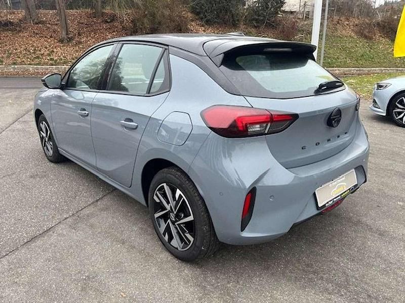 Gebraucht Opel Corsa 101 PS (74 kW) 2025 Grafik grau dach schwarz Kleinwagen