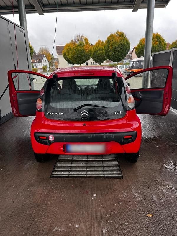 Gebraucht Citroën C1 68 PS (50 kW) 2012 Rot Kleinwagen