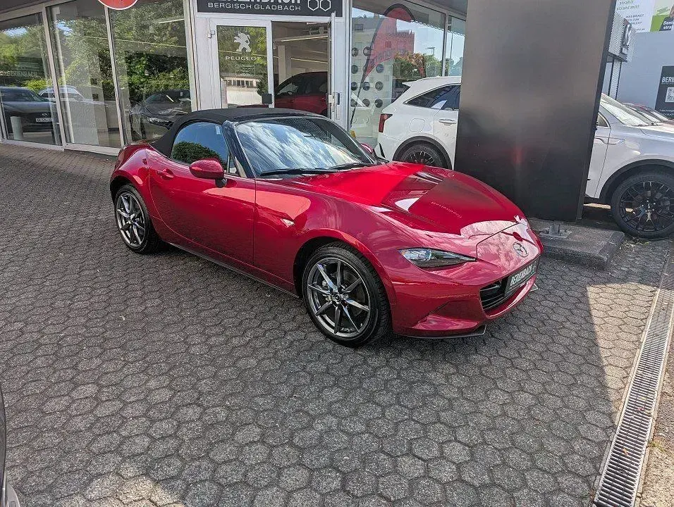 Gebraucht Mazda MX5 Selection 184 PS (135 kW) 2022 Soul red crystal (metallic) Cabrio